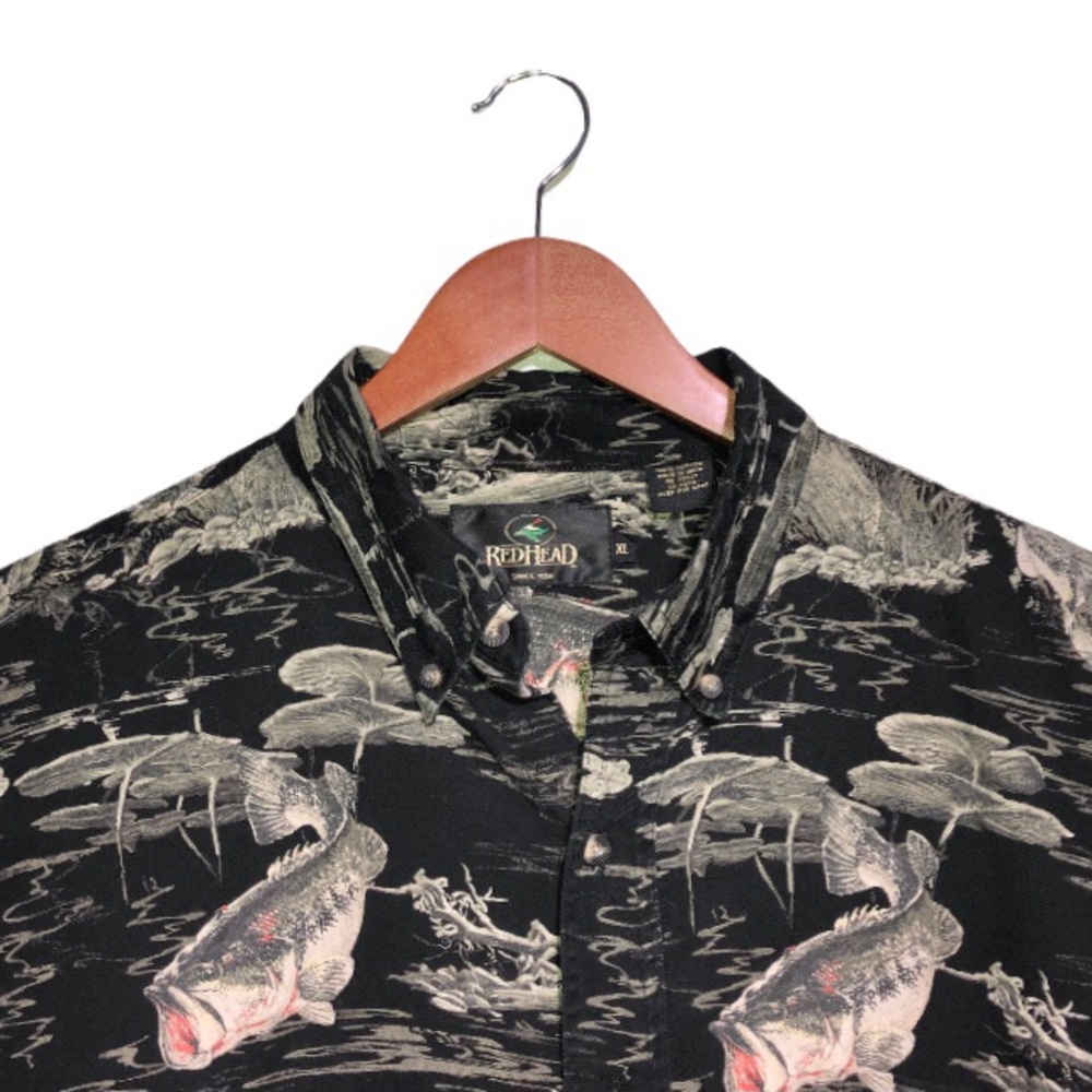 RedHead Vintage 90's Black/Cream Bass Fish Tropical Print Hawaiian Shirt - Picture 3 of 5